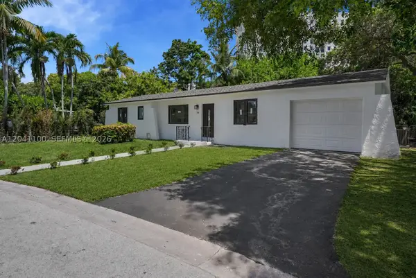 211 Washington Dr, Coral Gables, FL 33133