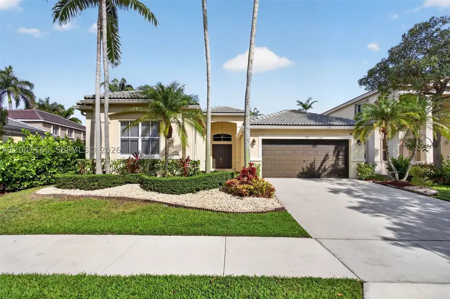 786 Nandina Dr, Weston, FL 33327 - #2