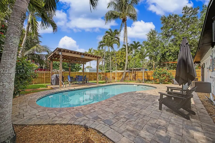 2848 SW 13th Ct, Fort Lauderdale, FL 33312 - #2