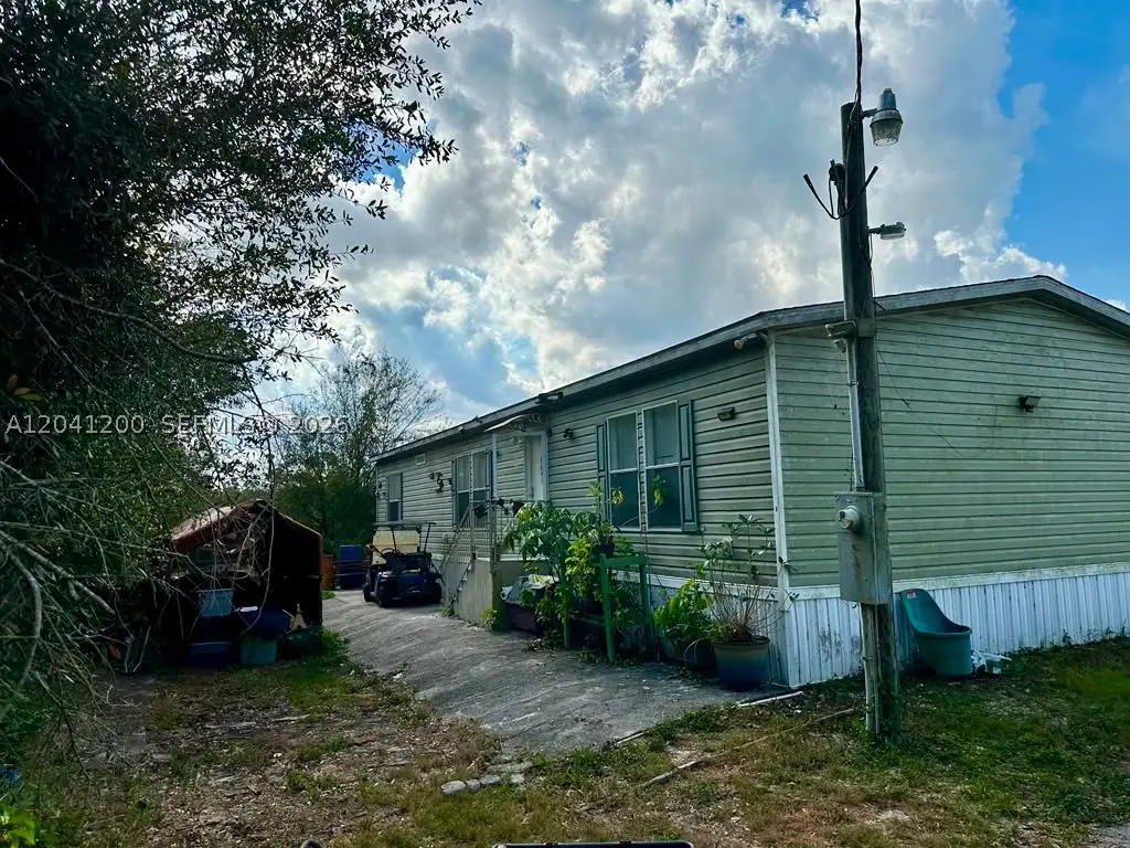 640 N Kennel St, Clewiston, FL 33440 - #1