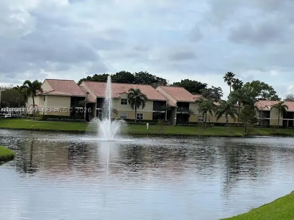 1227 SW 46th Ave #304, Pompano Beach, FL 33069