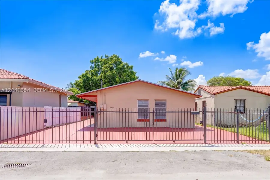 3210 NW 19th St, Miami, FL 33125 - #2