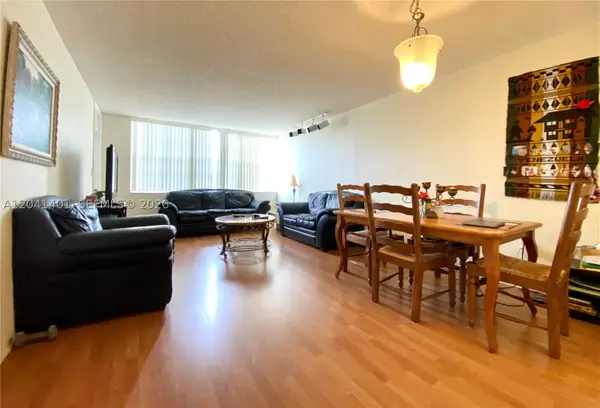 1300 Saint Charles Pl #420, Pembroke Pines, FL 33026