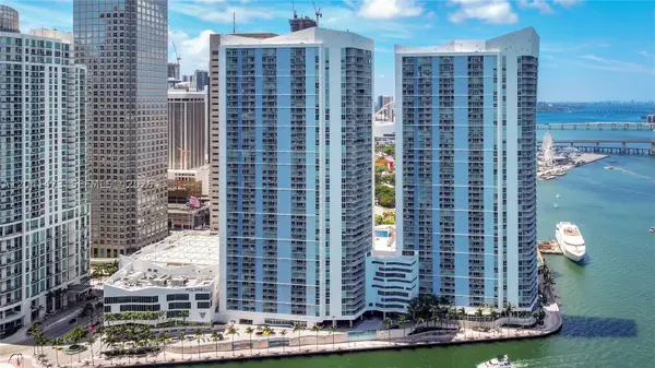 325 S Biscayne Blvd #3921, Miami, FL 33131