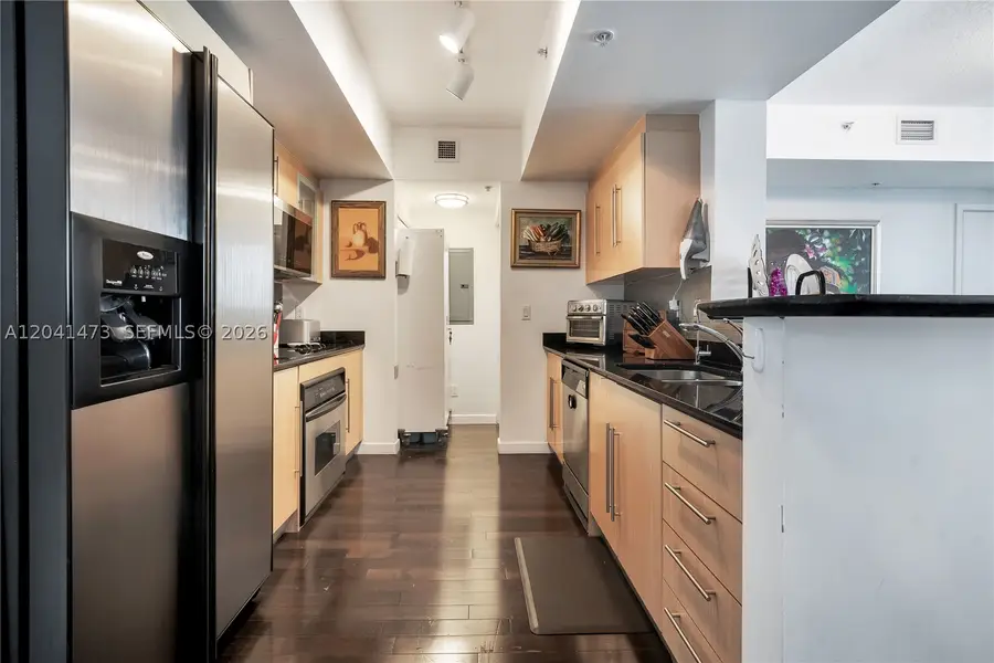 325 S Biscayne Blvd #3921, Miami, FL 33131 - #3
