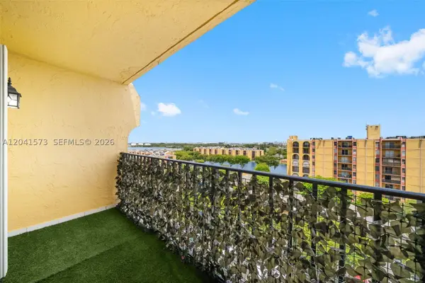 4801 NW 7th St #803-16, Miami, FL 33126