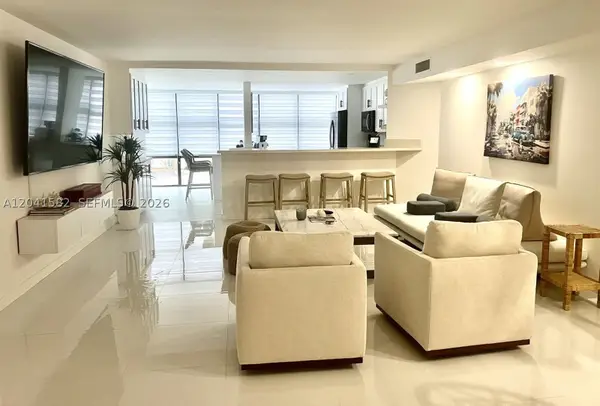 6423 Collins Ave #203, Miami Beach, FL 33141