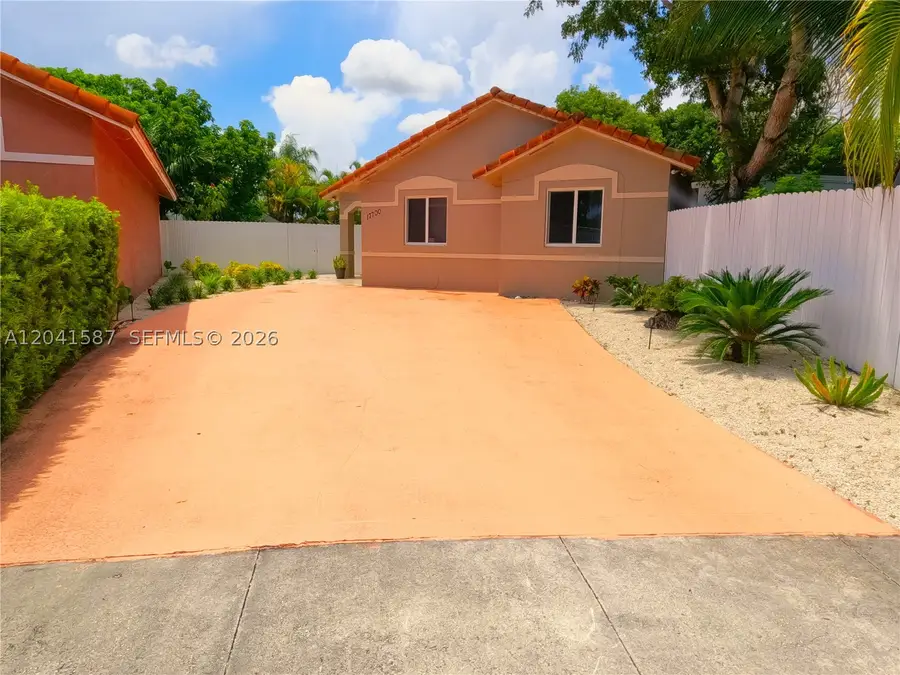 17700 SW 145th Ave, Miami, FL 33177 - #2