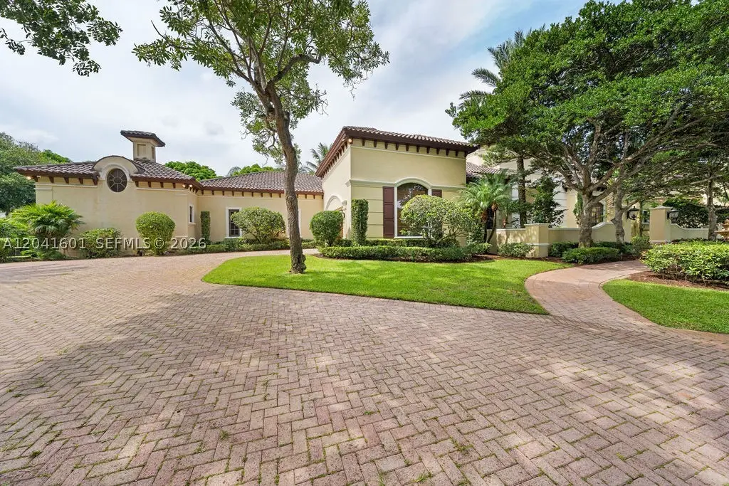 9001 SW 59th Ct, Pinecrest, FL 33156 - #1