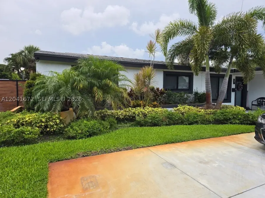 1049 Wyoming Ave, Fort Lauderdale, FL 33312 - #2