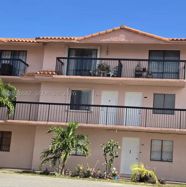 2174 W 60th St #17205, Hialeah, FL 33016