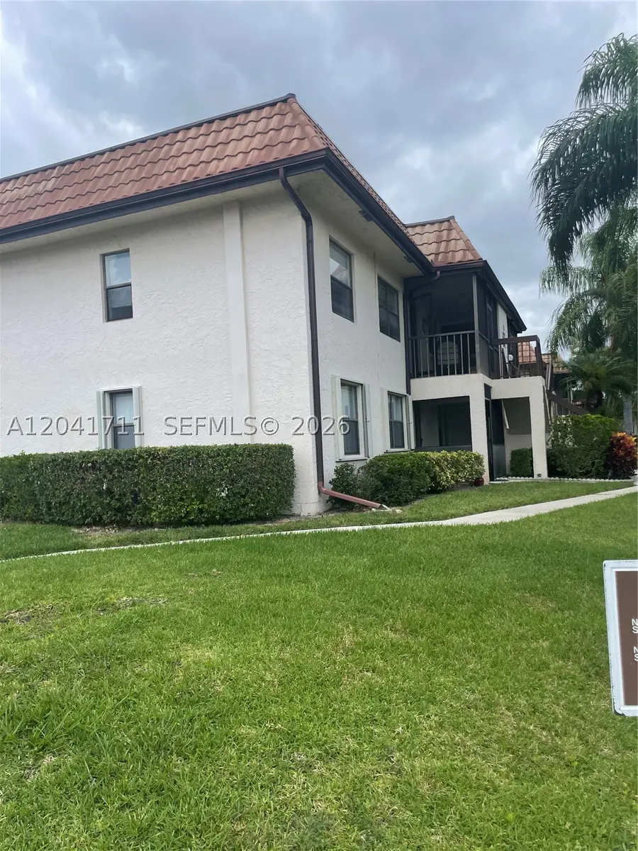 7250 Golf Colony Ct #102, Lake Worth, FL 33467 - #2