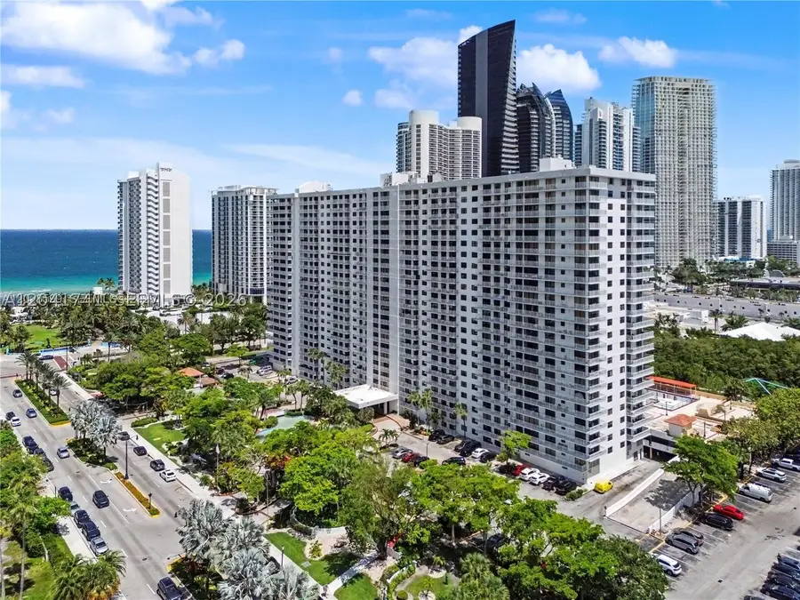 210 174th St #405, Sunny Isles Beach, FL 33160 - #2