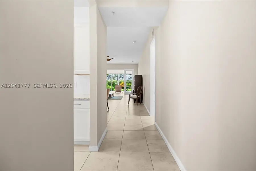 38 Harbour Isle Dr E #104, Fort Pierce, FL 34949 - #2
