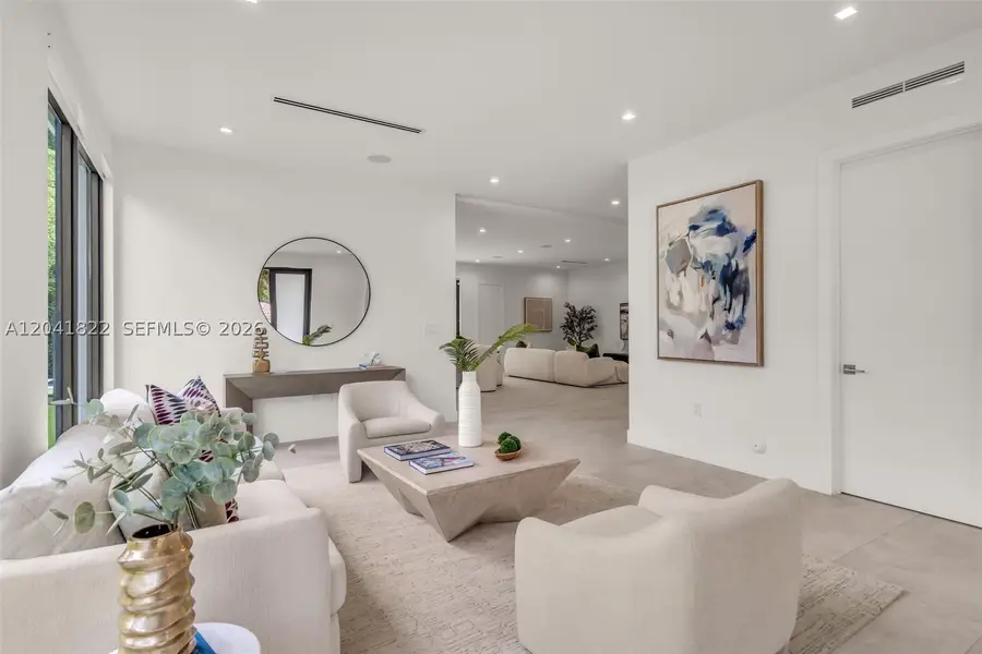 2225 SW 18th Ave, Miami, FL 33145 - #3