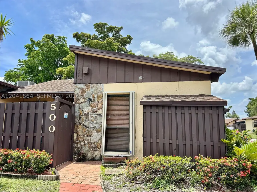 500 Briarwood Cir #3-54, Hollywood, FL 33024 - #2