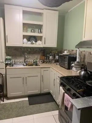 809 NE 140th St, North Miami, FL 33161 - #1