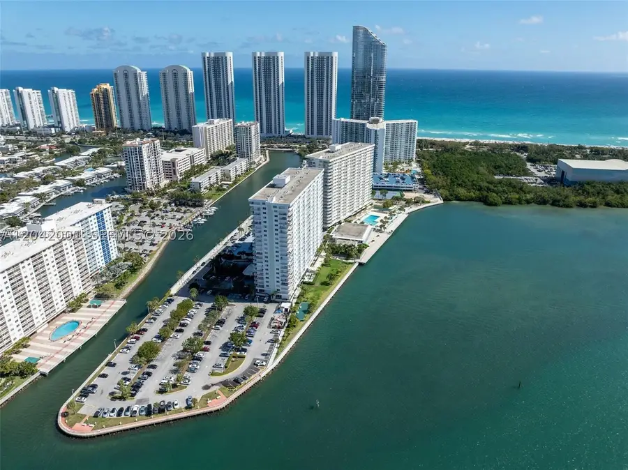 500 Bayview Dr #232, Sunny Isles Beach, FL 33160 - #2
