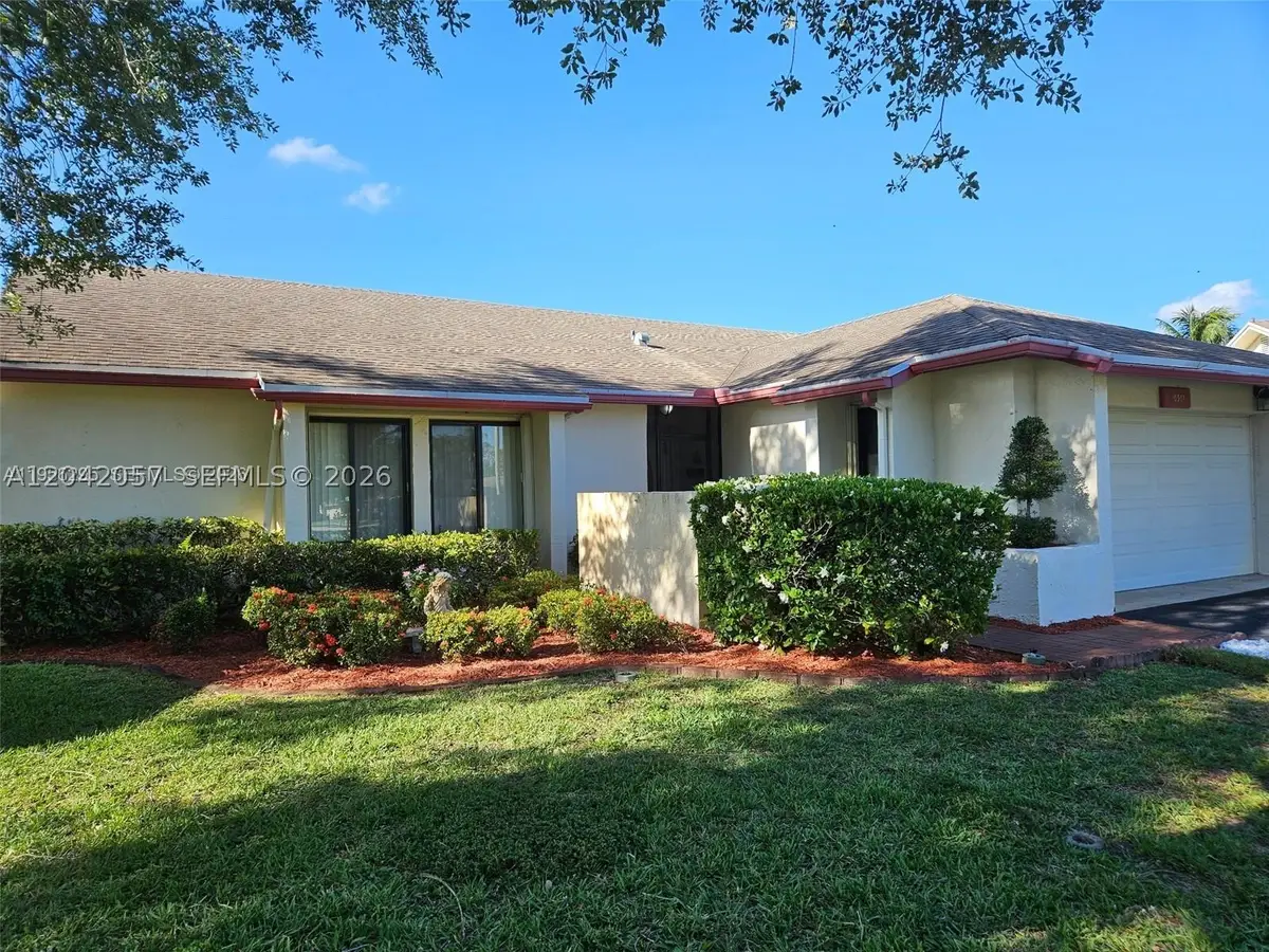 10301 Greenbriar Ct, Boca Raton, FL 33498 - #1