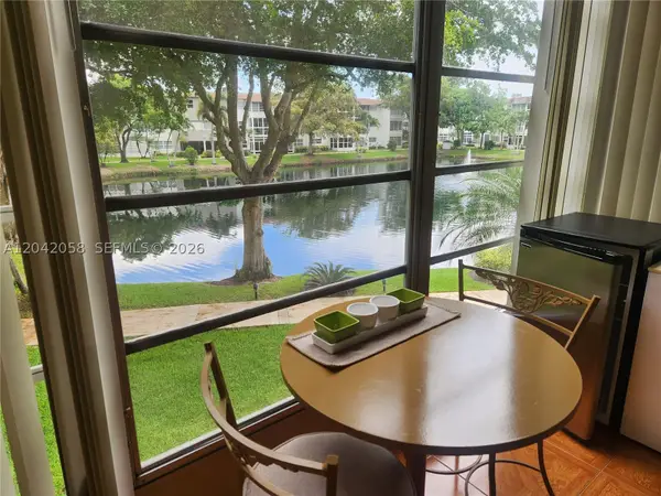 5001 NW 34th St #205, Lauderdale Lakes, FL 33319