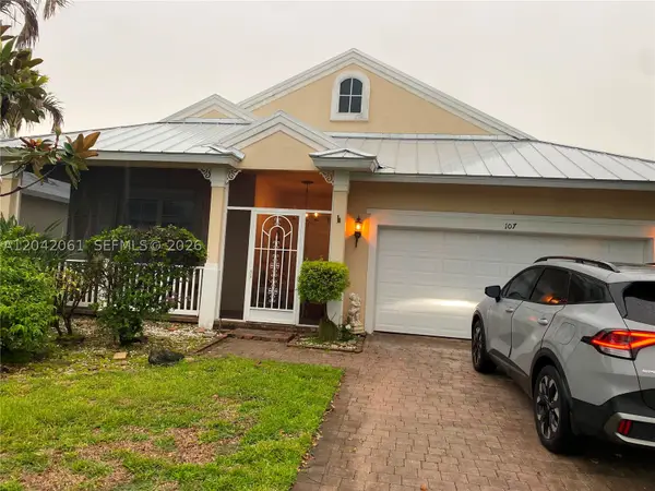 107 NW Summerville Ct, Port St Lucie, FL 34986