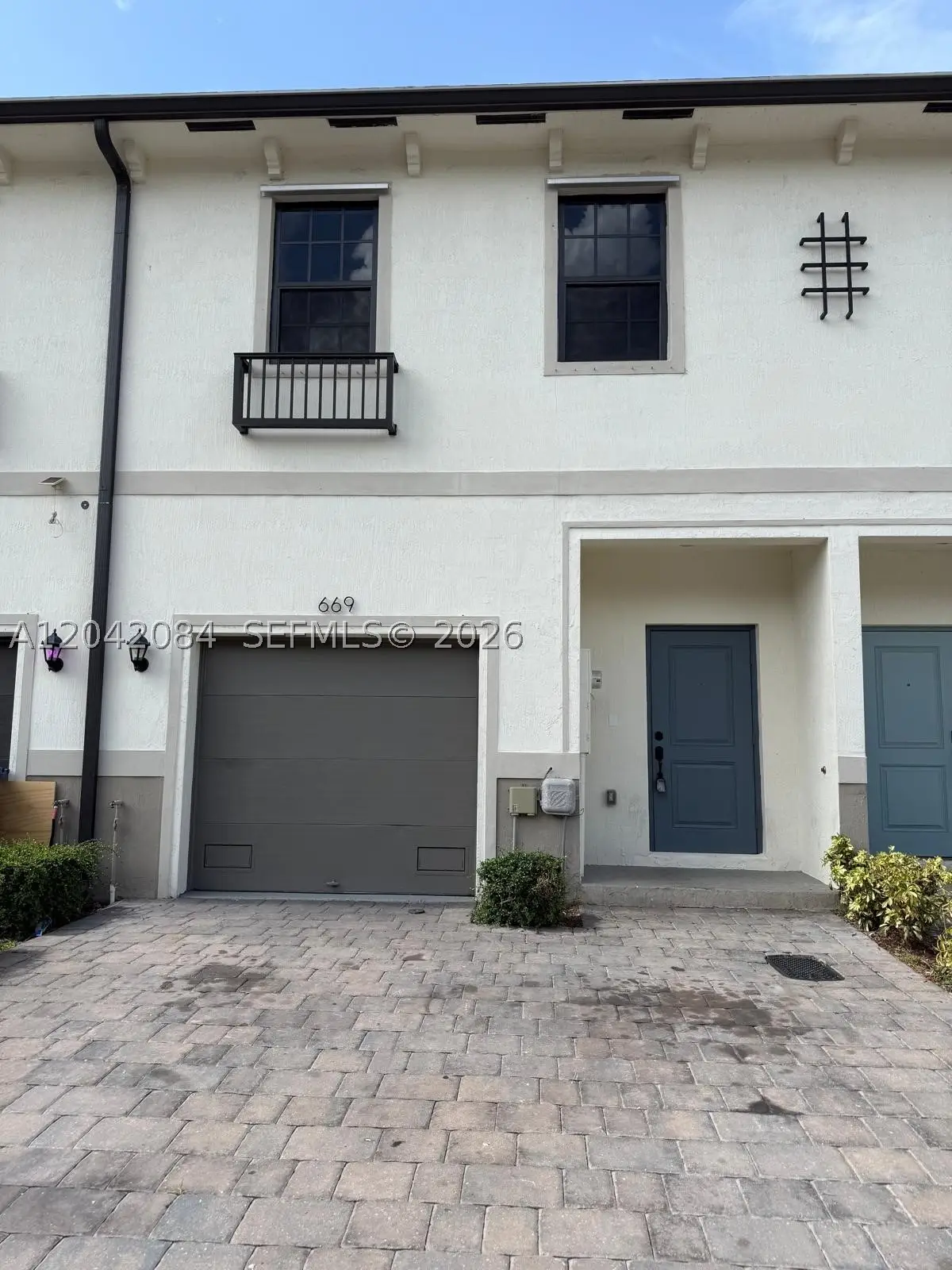 669 SW 11th St, Florida City, FL 33034 - #1