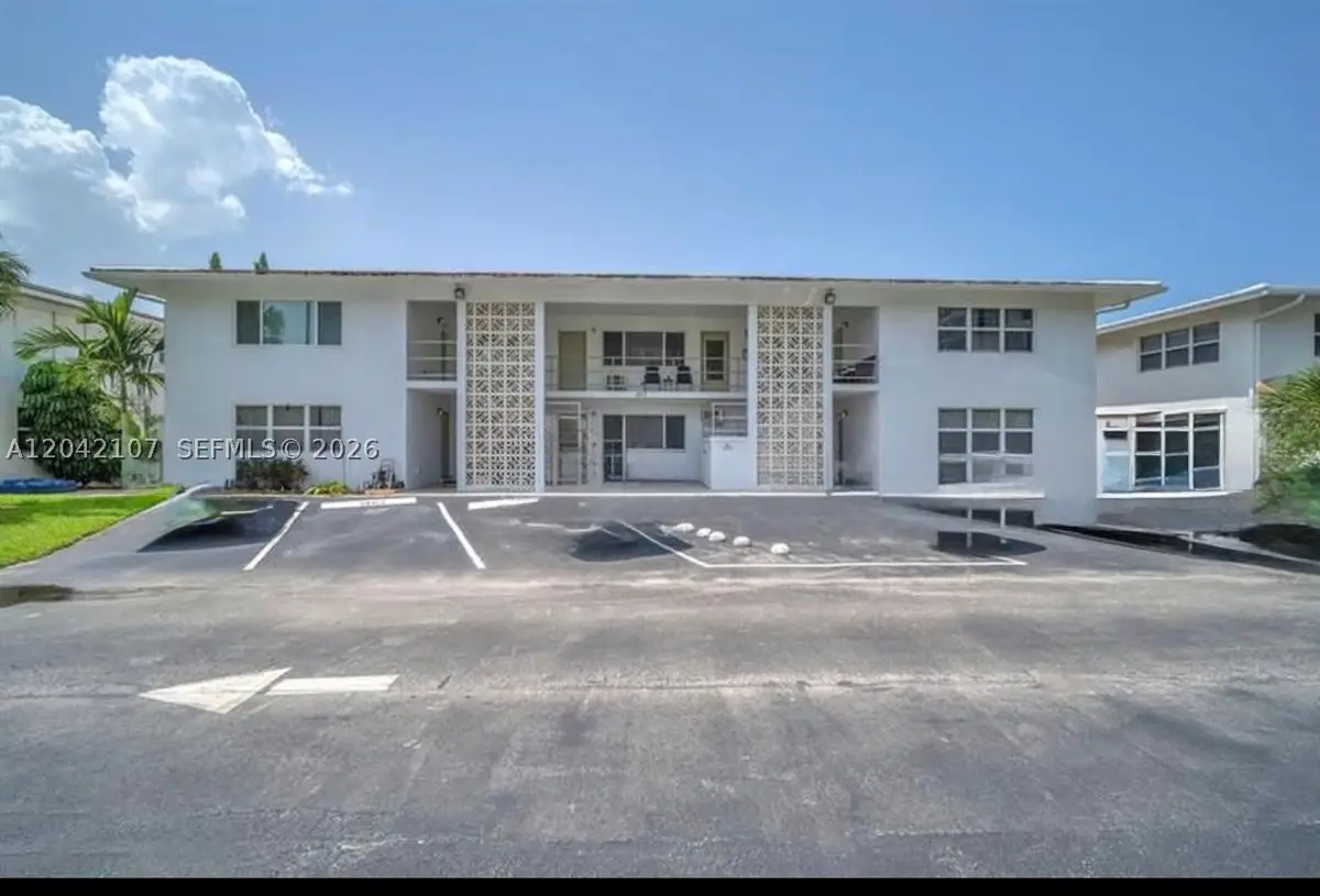 3213 Colony Club Rd #3-E, Pompano Beach, FL 33062 - #1