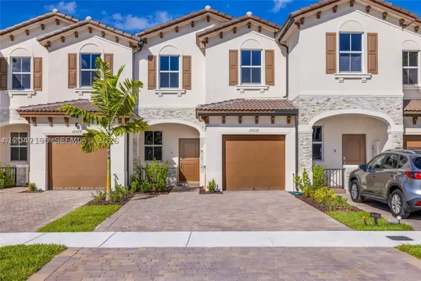 12532 NW 23rd Pl, Miami, FL 33167