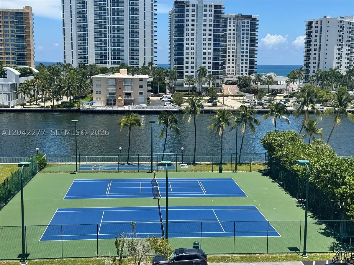1000 Parkview Dr #726, Hallandale Beach, FL 33009 - #1