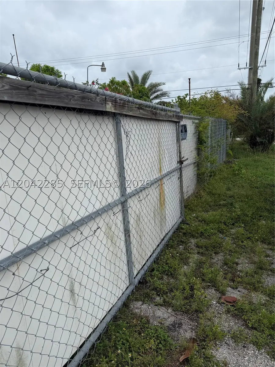 16225 NE 2nd Ave, Miami, FL 33162 - #3