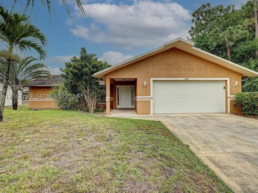 1925 SE Floresta Dr, Port Saint Lucie, FL 34983 - #2