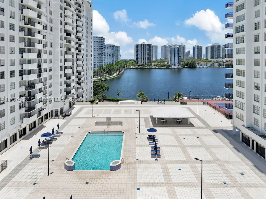 2750 NE 183rd St #2410, Aventura, FL 33160 - #3
