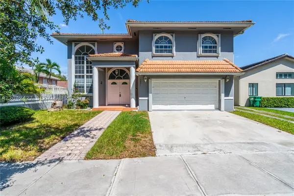 15251 NW 89th Ave, Miami Lakes, FL 33018