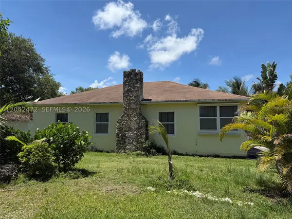 15201 SW 272nd St, Homestead, FL 33032