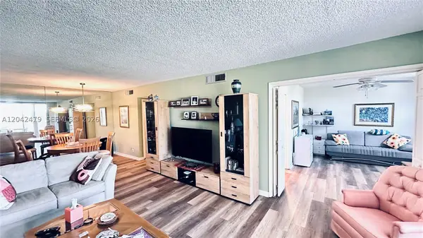 2671 S Course Dr #208, Pompano Beach, FL 33069