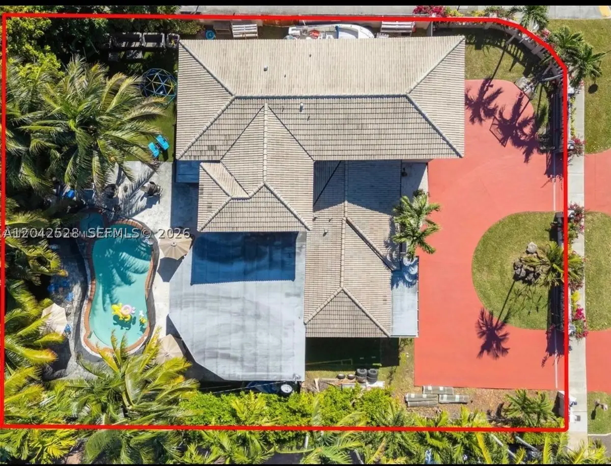 3135 SW 80th Ave, Miami, FL 33155 - #1