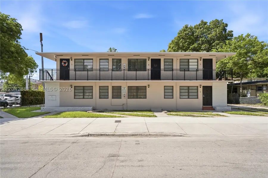 443 SW 4th Ave, Miami, FL 33130 - #2