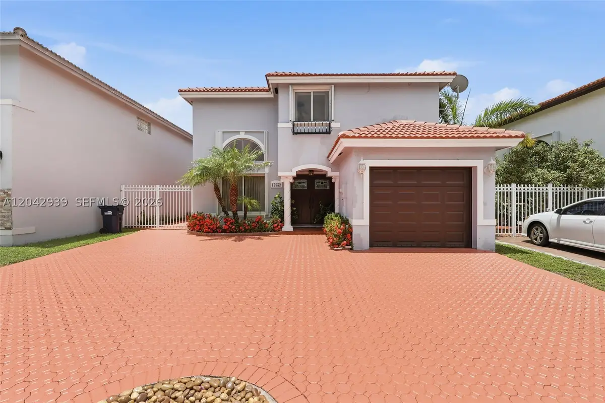 15652 SW 91st Ln, Miami, FL 33196 - #1