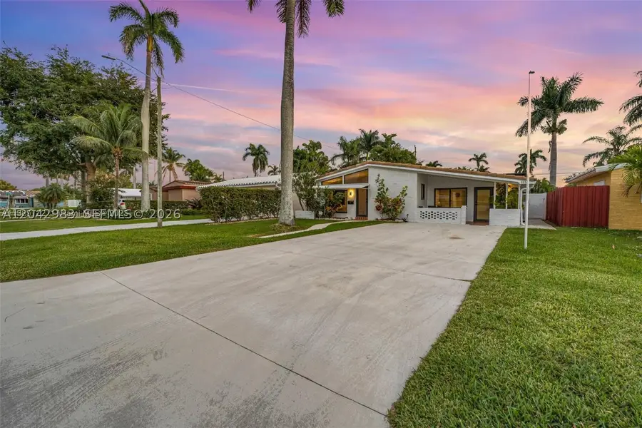 1514 Liberty St, Hollywood, FL 33020 - #2