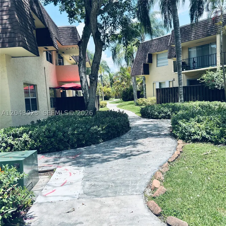 13710 SW 90th Ave #4, Miami, FL 33176 - #2