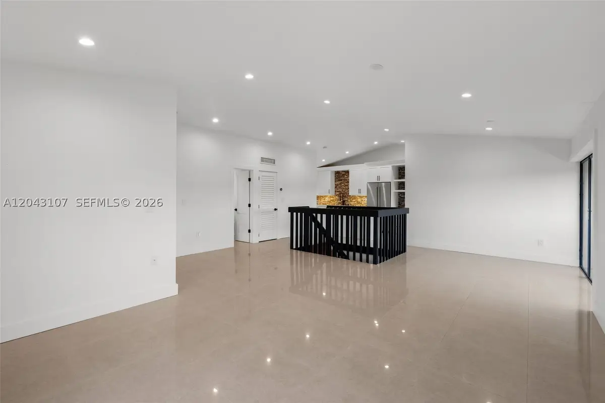 9001 SW 94th St #201, Miami, FL 33176 - #1