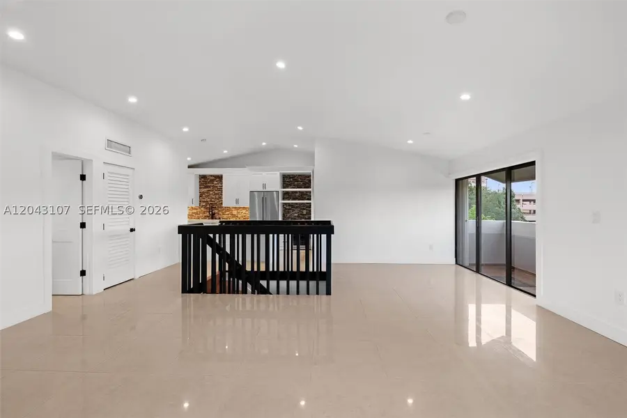 9001 SW 94th St #201, Miami, FL 33176 - #2