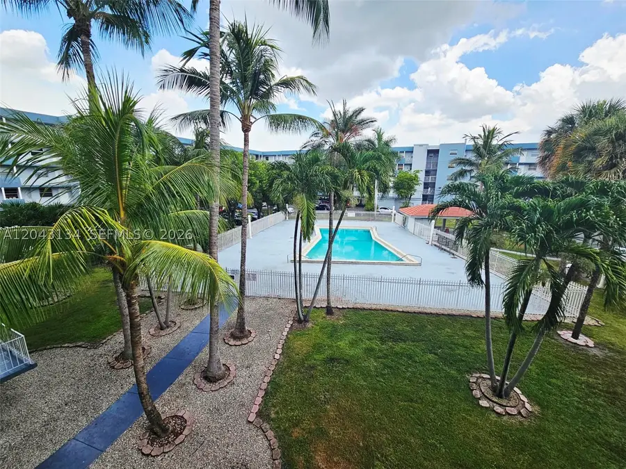 1655 W 44 Pl #315, Hialeah, FL 33012 - #2