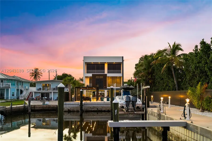 16 Seaside Ave, Key Largo, FL 33037 - #2
