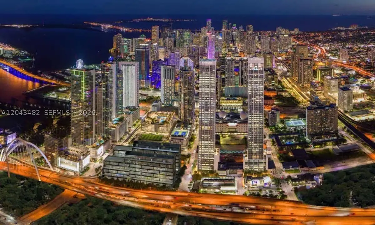 20 NE 11th St #4902, Miami, FL 33132 - #1