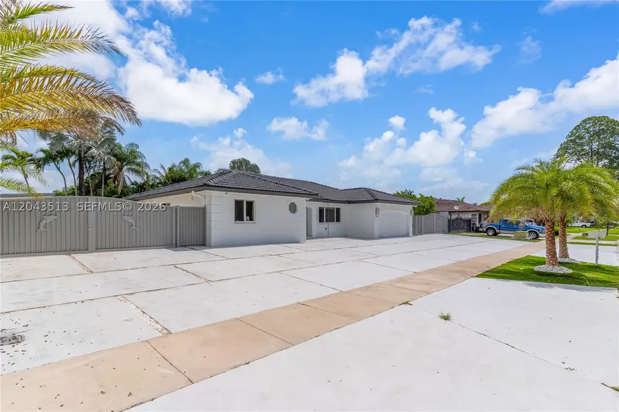 13261 SW 204th St, Miami, FL 33177 - #3