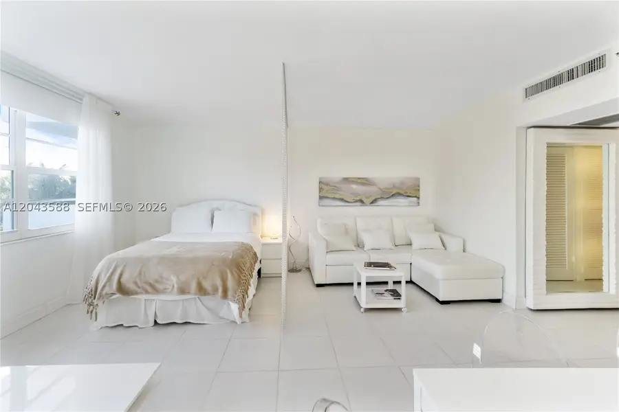 100 Lincoln Rd #306, Miami Beach, FL 33139 - #2