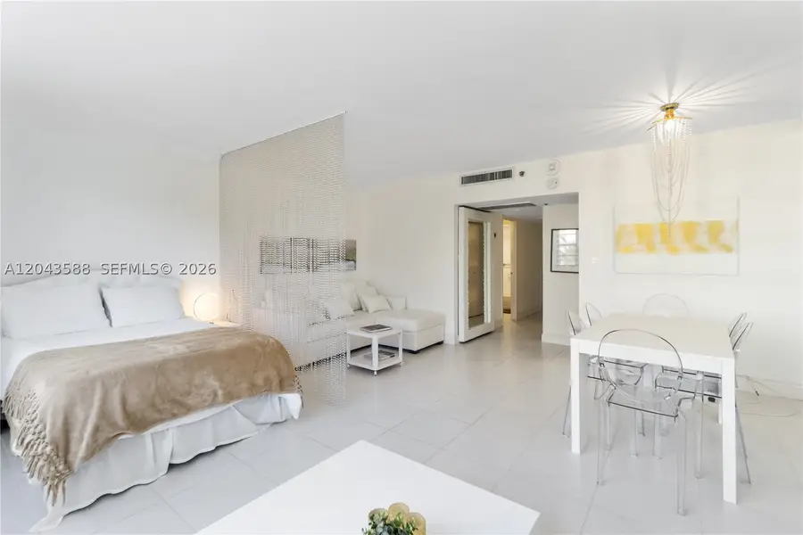 100 Lincoln Rd #306, Miami Beach, FL 33139 - #3