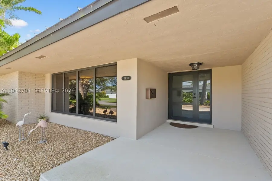 7430 SW 142nd Ter, Palmetto Bay, FL 33158 - #3