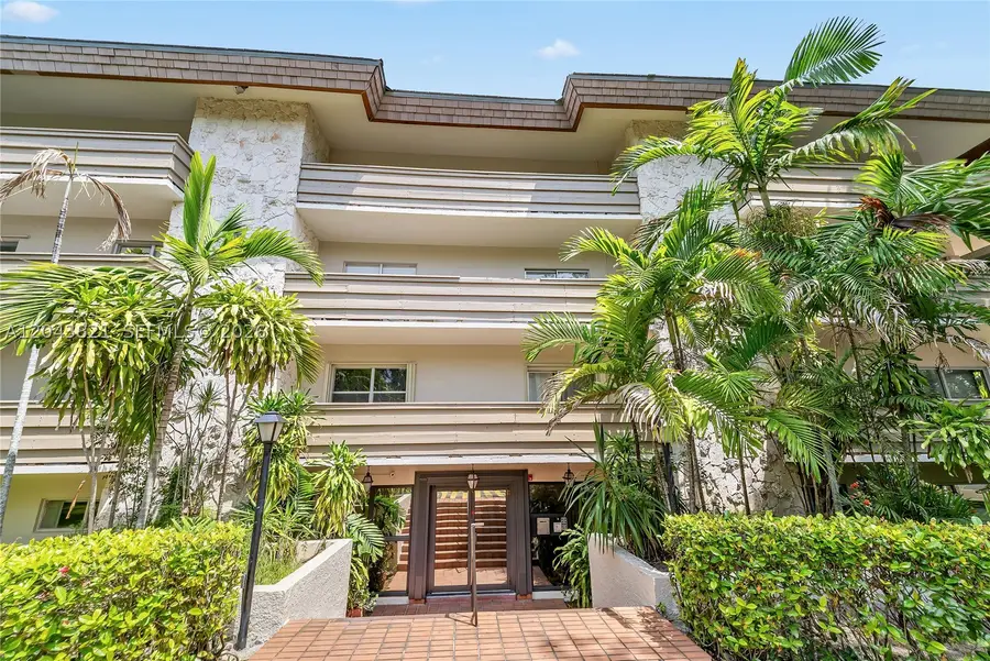 1205 Mariposa Ave #307, Coral Gables, FL 33146 - #2